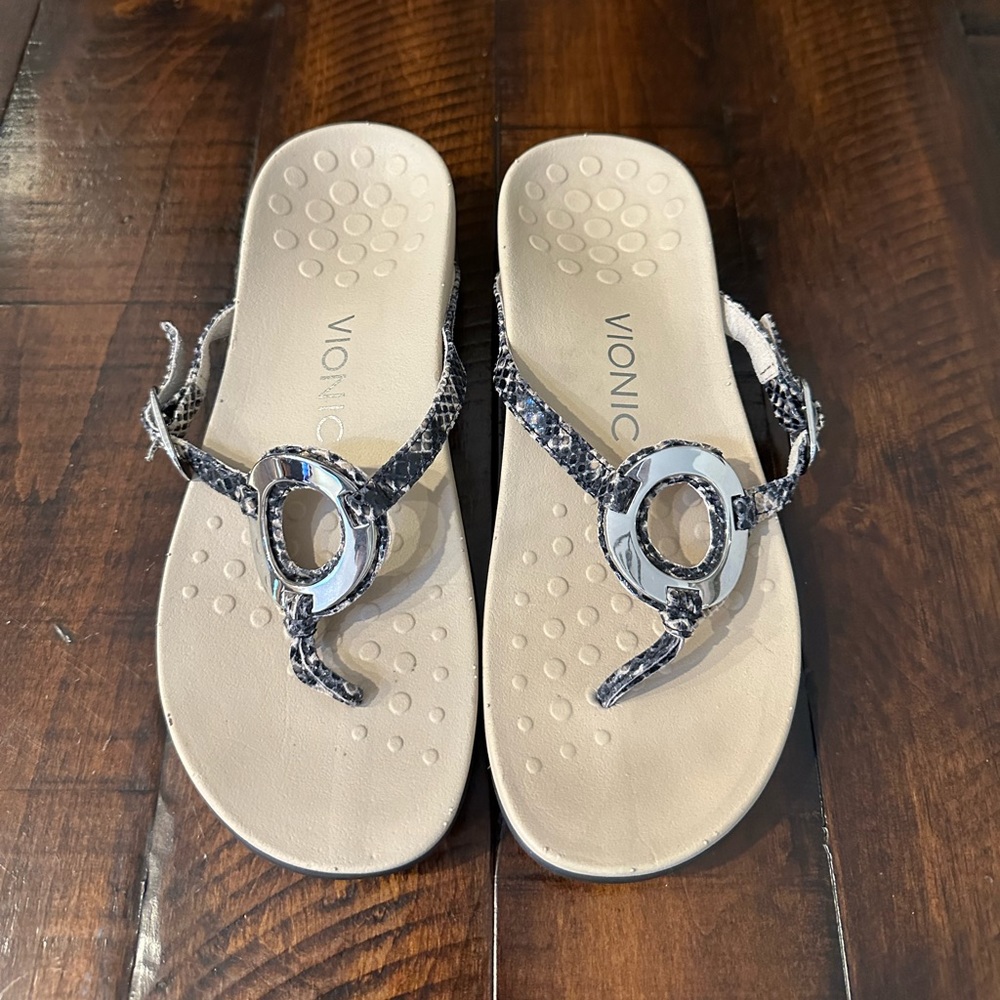 Vionic Thong Flip Flop Sandals Size 7